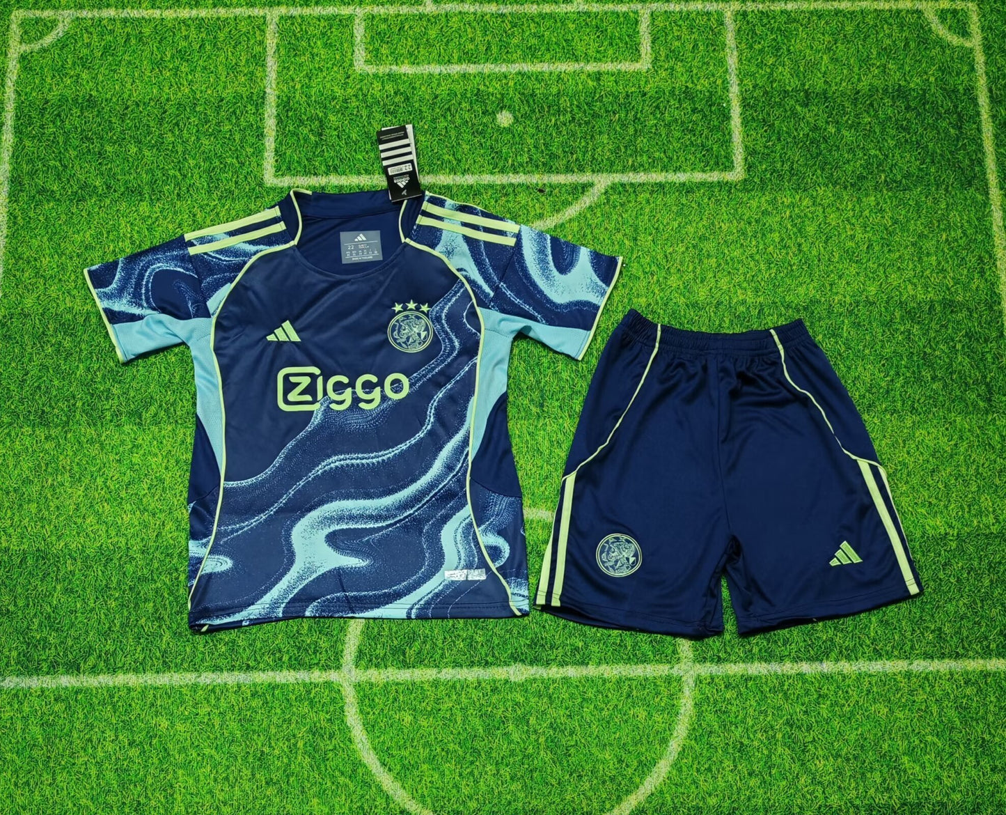 Ajax Away 1